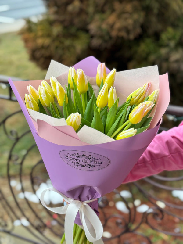 Handbag Bouquet - 10 - 25 - 50 Tulips
